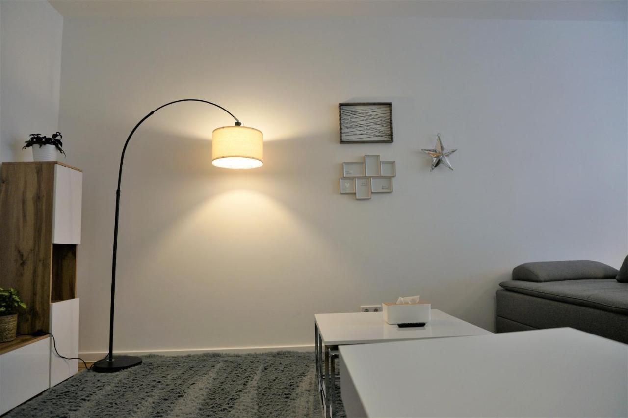 Mein Apartment, Stars Mit Balkon Und Klima Fuer Bis Zu 4 Personen Frankenthal  Eksteriør billede